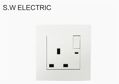 Brit stílusú Switch Sockets